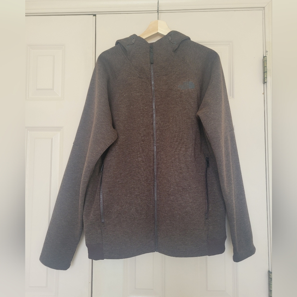 SWEATSHIRT HOODIE / MEN